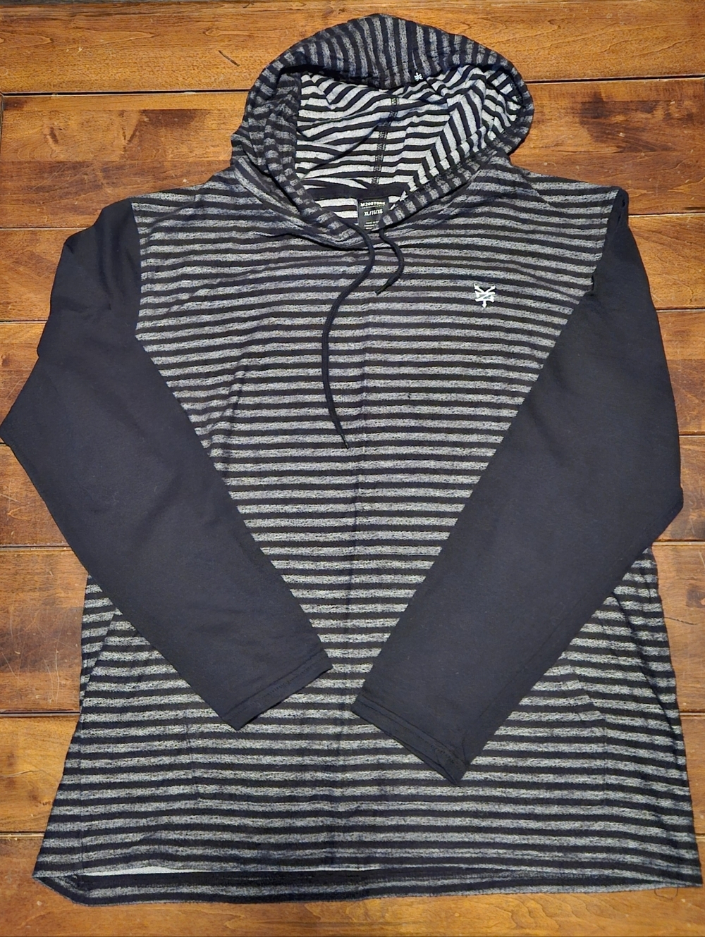 Zoo York XL Striped Black & Gray Hoodie Pullover